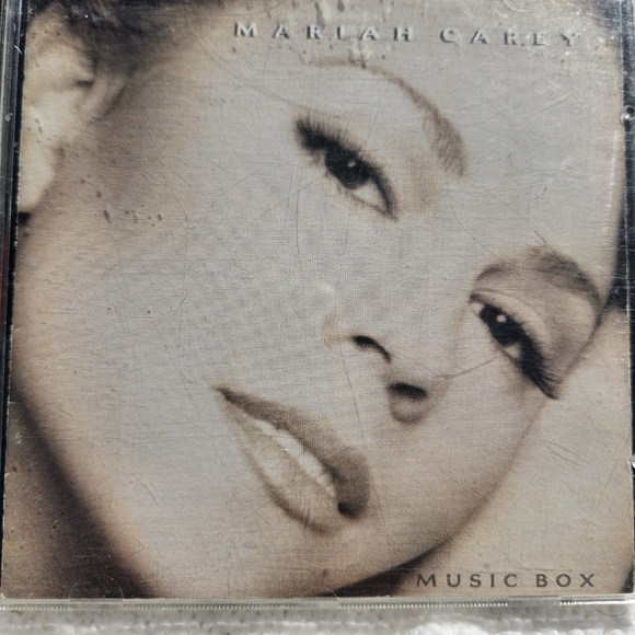Mariah Carey Self-Titled Debut Album & Music Box CD Lot of 2 - Picture 8 of 15